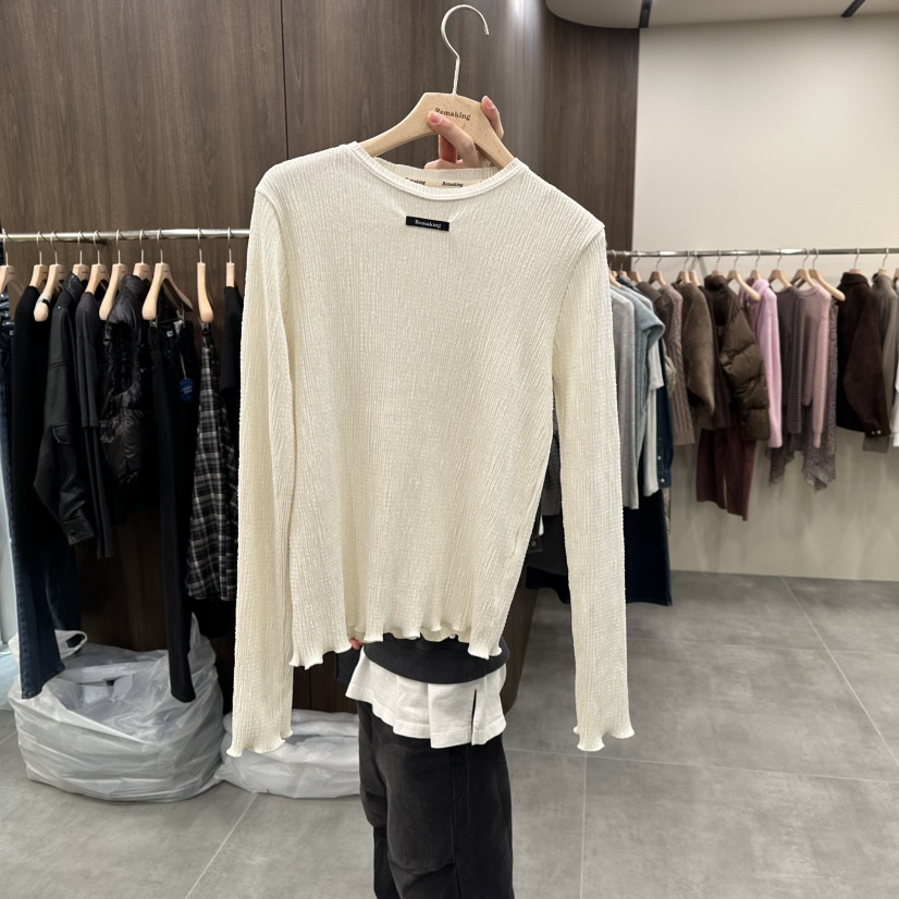 URBANSTORY/REMAKING韓國代購㊣女裝新款人氣推薦長袖T恤絲絨Remaking/URBANSTORY長袖T恤圖色1