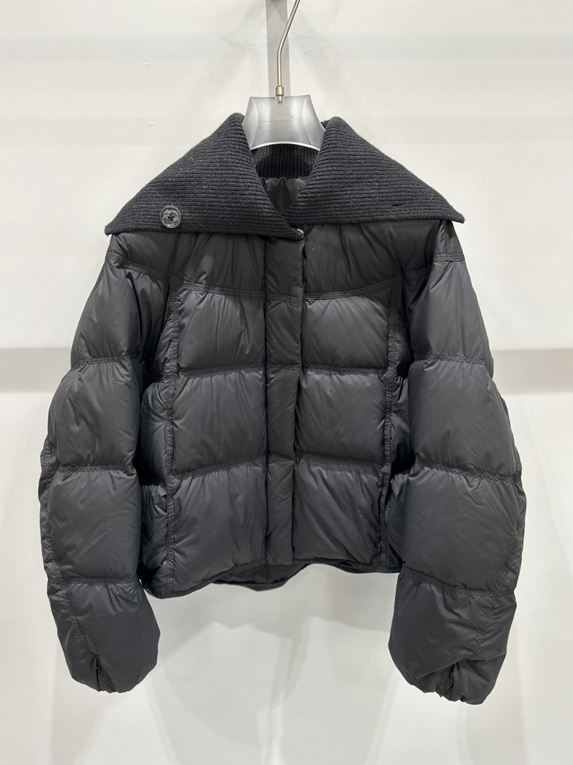 LOOKK韓國代購㊣女裝新款人氣熱賣推薦時尚25秋冬短款羽絨服LOOKK短款羽絨服圖色2