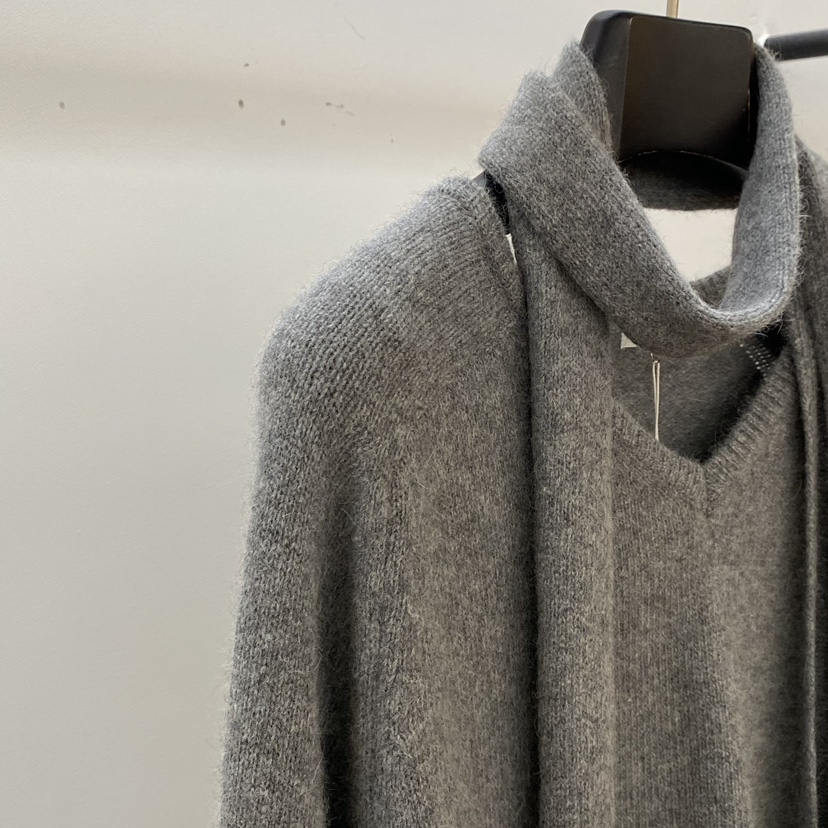 ID東大門㊣直郵女士新款休閑推薦時尚職業熱賣針織衫浣熊圍巾ID針織衫