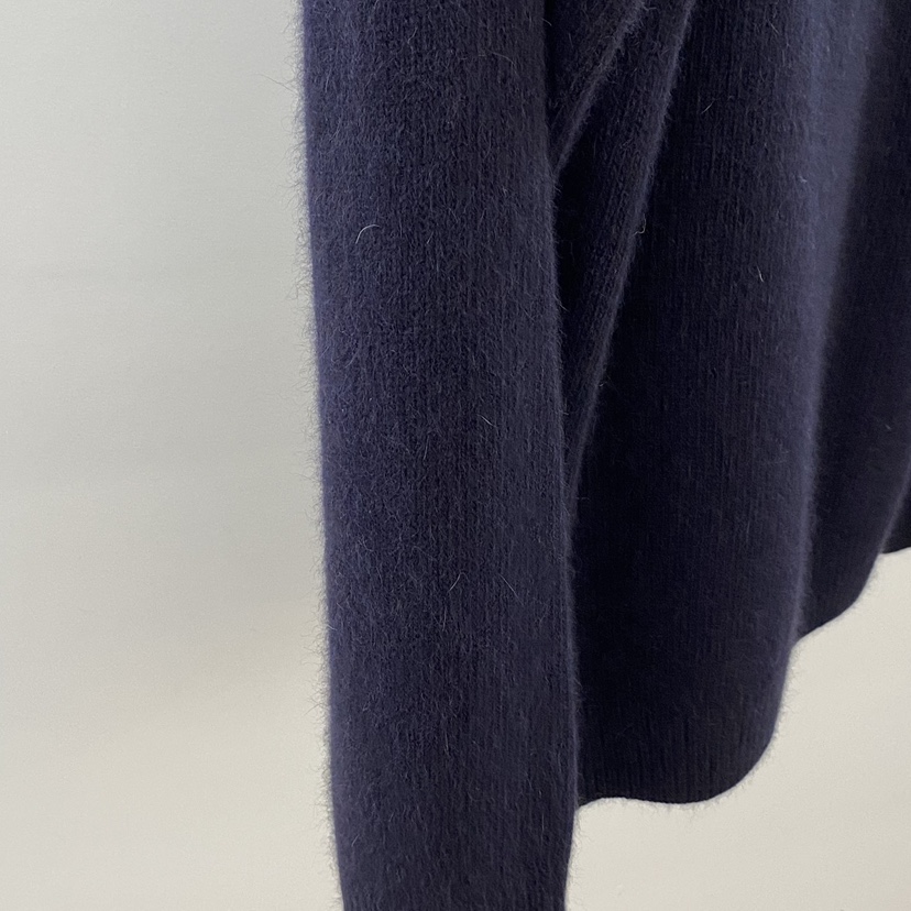 ID東大門㊣直郵女士新款休閑推薦時尚職業熱賣針織衫浣熊圍巾ID針織衫