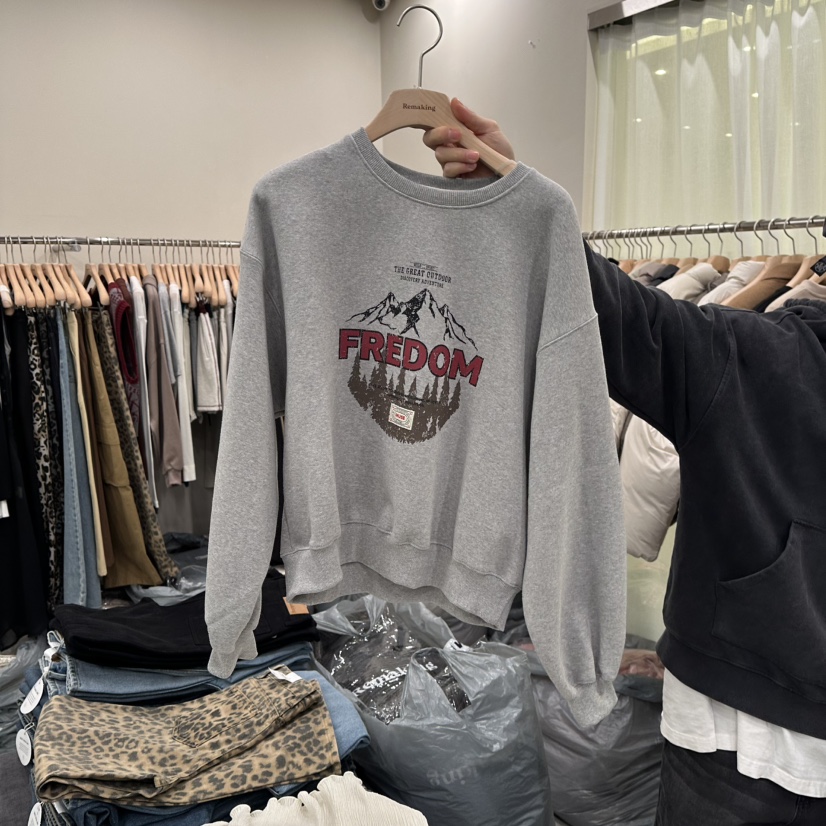 URBANSTORY/REMAKING東大門㊣直郵女裝新款推薦時尚人氣衛衣Remaking/URBANSTORY衛衣圖色2