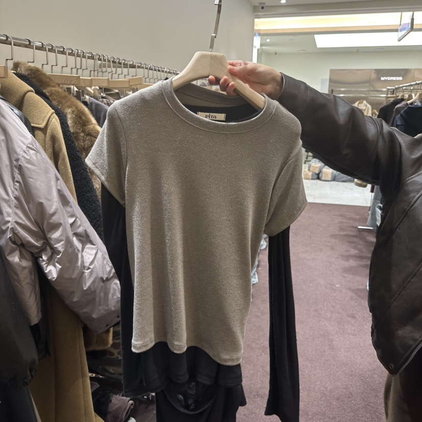 PITA東大門㊣代購女士新款推薦時尚休閑人氣職業25秋冬熱賣T恤THE VERLIN/piTaT恤圖色2