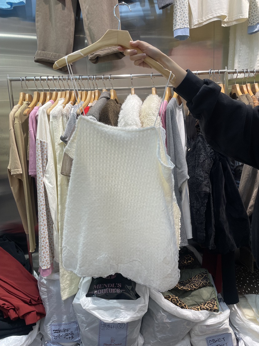 MENDL S韓國直郵㊣女裝新款25秋冬人氣熱賣吊帶背心安哥拉MENDL S吊帶/背心