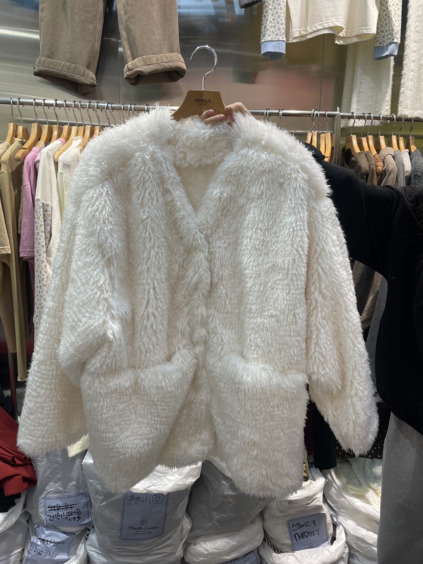 MENDL S東大門㊣直郵女裝新品時尚推薦人氣熱賣25秋冬短款大衣MENDL S短款大衣圖色2