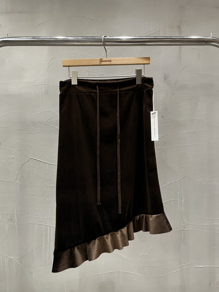INSSENSE-A韓國直郵㊣女裝新品25秋冬半身裙中短裙天鵝絨荷葉邊INSSENSE-A半身裙/中短裙圖色1