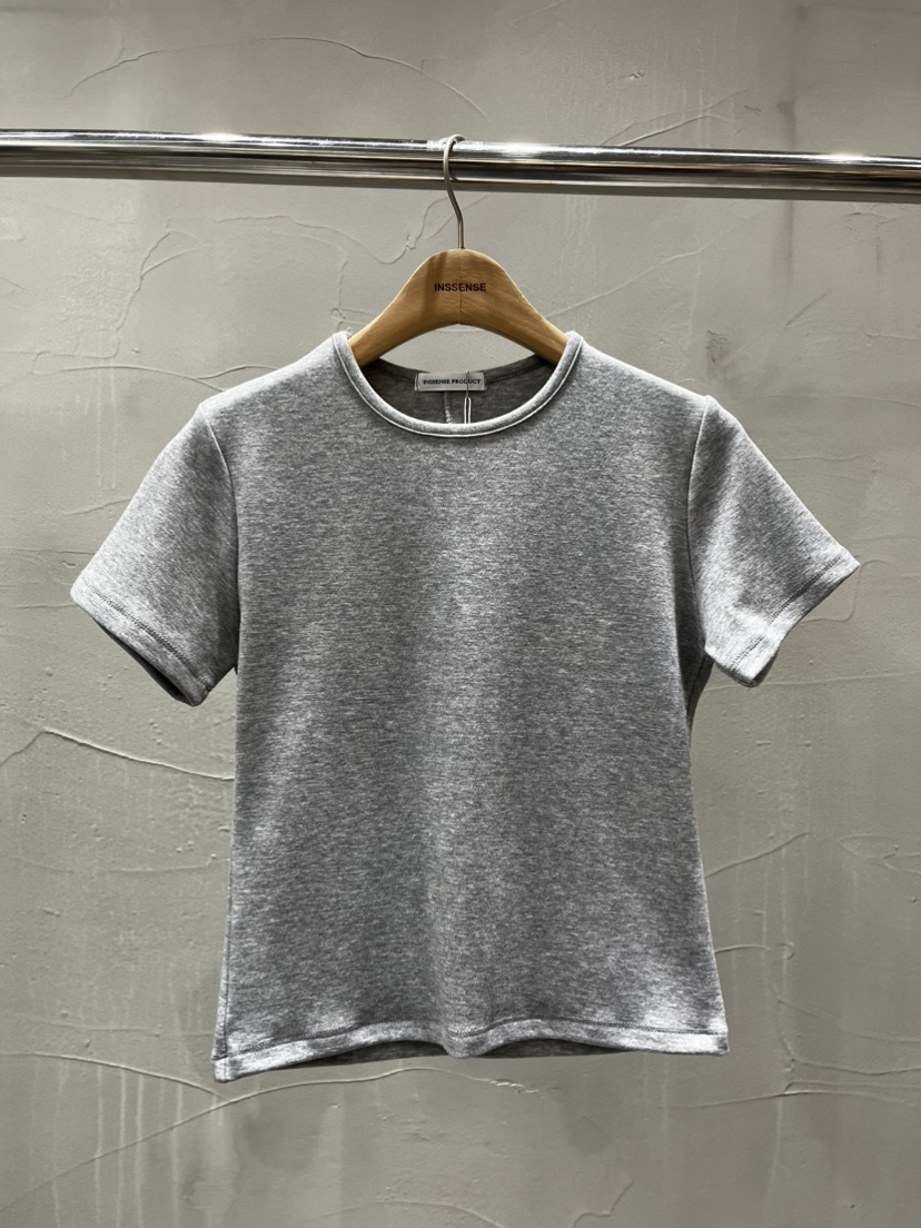 INSSENSE-A韓國直郵㊣女裝新品人氣推薦職業25秋冬休閑T恤絨INSSENSE-AT恤圖色2