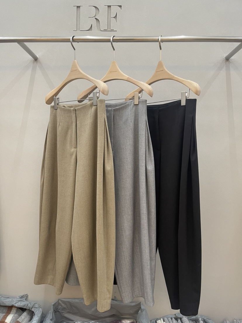 PLUS HONG-P東大門㊣代購女裝新款熱賣人氣休閑休閑褲羊毛LORA FAMILY/PLUS HONG休閑褲