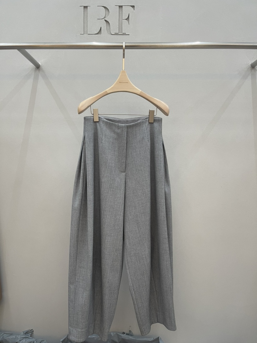 PLUS HONG-P東大門㊣代購女裝新款熱賣人氣休閑休閑褲羊毛LORA FAMILY/PLUS HONG休閑褲圖色1