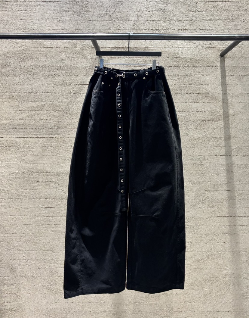 SUGAR CASE韓國代購㊣女裝新款人氣休閑熱賣休閑褲含腰帶鏤空SUGAR CASE休閑褲圖色2