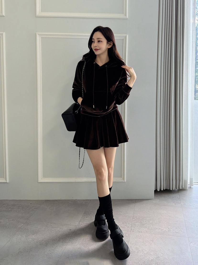 CLOTH東大門㊣直郵女裝新品熱賣休閑時尚套裝天鵝絨套裝連帽CLOTH套裝