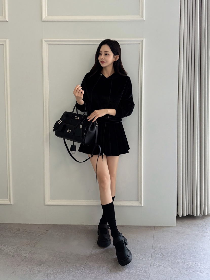 CLOTH東大門㊣直郵女裝新品熱賣休閑時尚套裝天鵝絨套裝連帽CLOTH套裝