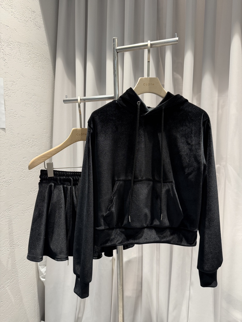 CLOTH東大門㊣直郵女裝新品熱賣休閑時尚套裝天鵝絨套裝連帽CLOTH套裝圖色2