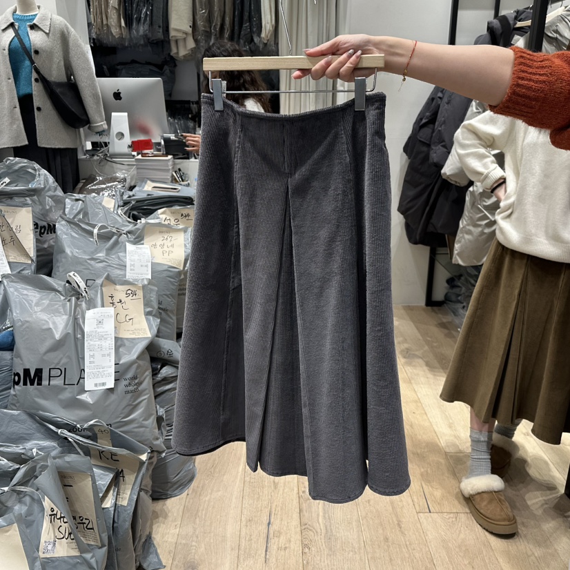 BRUNI/RICOTTA韓國代購㊣女士新品熱賣半身裙中短裙燈心絨BRUNI/RICOTTA半身裙/中短裙圖色1