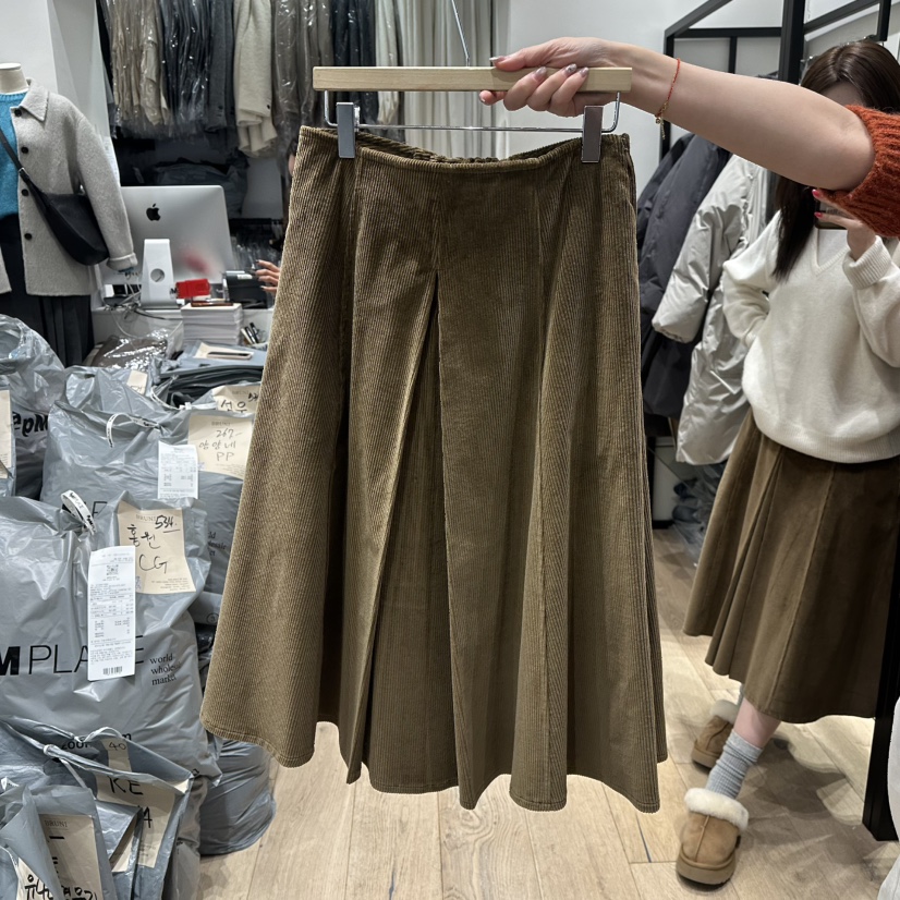 BRUNI/RICOTTA韓國代購㊣女士新品熱賣半身裙中短裙燈心絨BRUNI/RICOTTA半身裙/中短裙圖色2