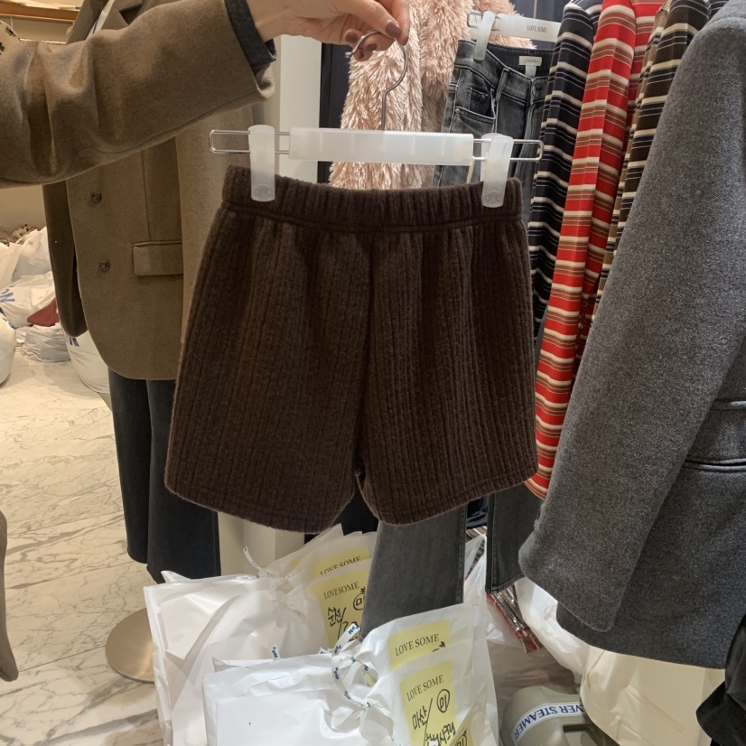 LOVE SOME韓國直郵㊣女裝新款25秋冬熱賣推薦人氣短褲抓絨LOVE SOME短褲