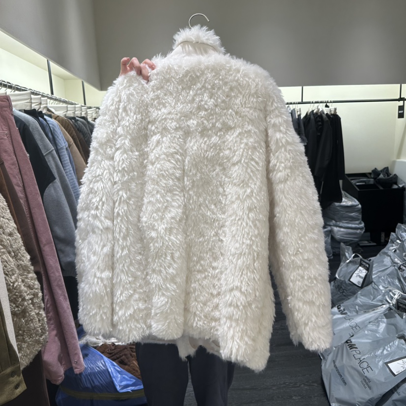 TOMGIRL韓國代購㊣女裝新款時尚推薦熱賣休閑人氣短款大衣皮草TOMGIRL短款大衣