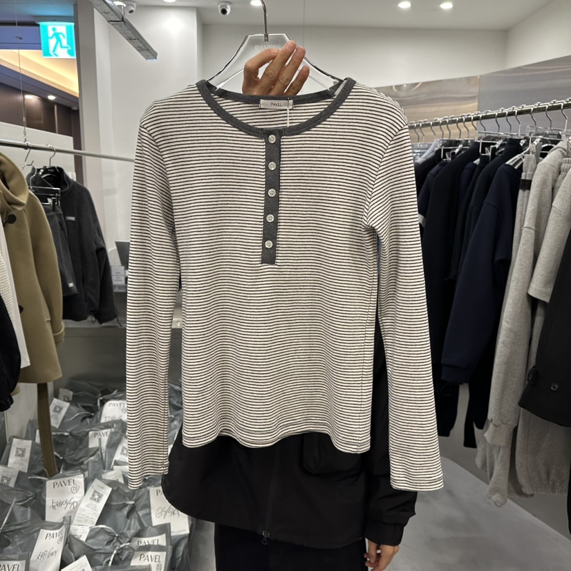 PAVEL韓國代購㊣女士新品25秋冬熱賣推薦人氣長袖T恤條紋紐扣PAVEL長袖T恤圖色1