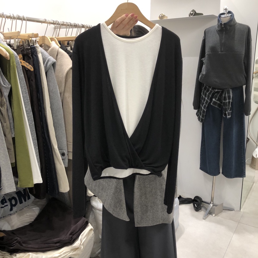 ANN MARGRET韓國代購㊣女裝新款25秋冬長袖T恤假兩件GRETA.Y長袖T恤圖色2