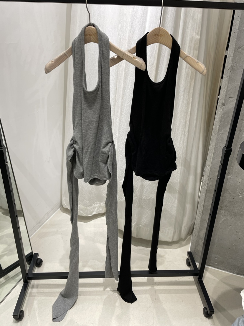 MOMENT東大門㊣直郵女裝新品時尚職業25秋冬真品人氣吊帶背心MOMENT/RECOVER吊帶/背心