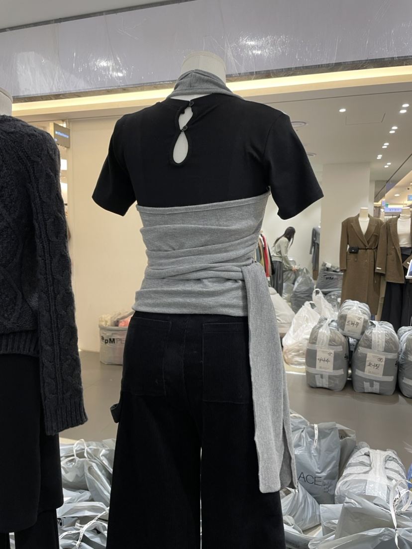 MOMENT東大門㊣直郵女裝新品時尚職業25秋冬真品人氣吊帶背心MOMENT/RECOVER吊帶/背心