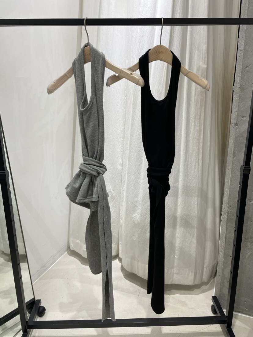 MOMENT東大門㊣直郵女裝新品時尚職業25秋冬真品人氣吊帶背心MOMENT/RECOVER吊帶/背心