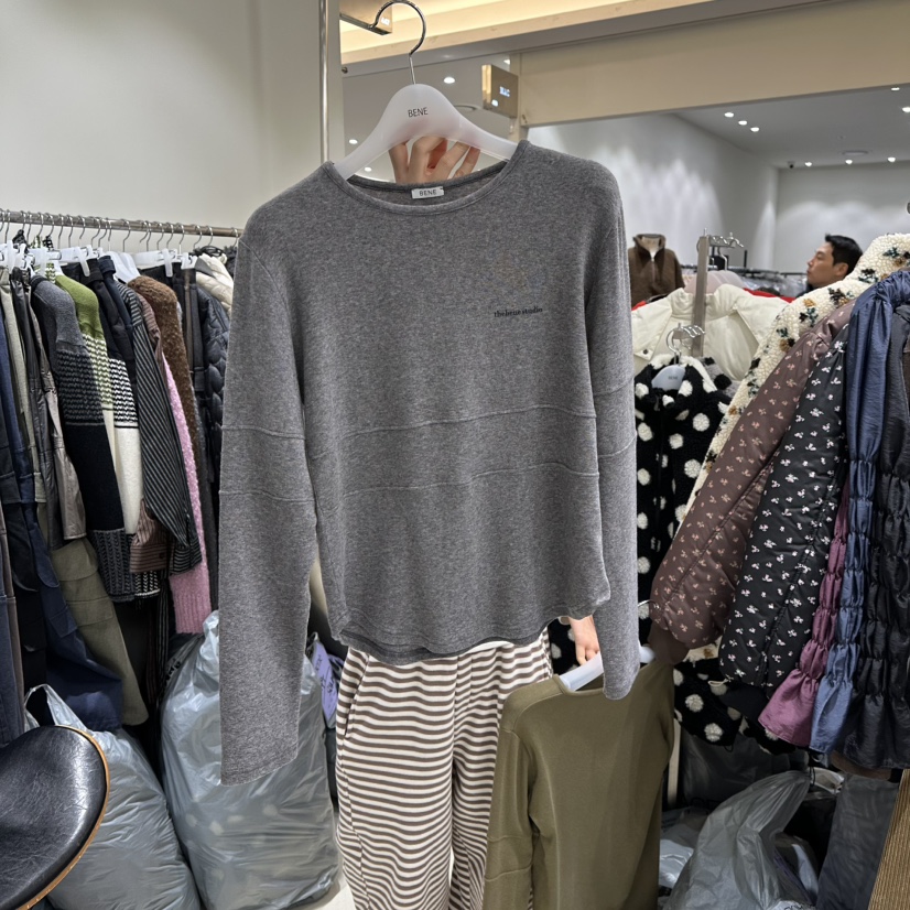 BENE東大門㊣實拍女士新款25秋冬推薦休閑時尚真品熱賣長袖T恤BENE長袖T恤圖色3