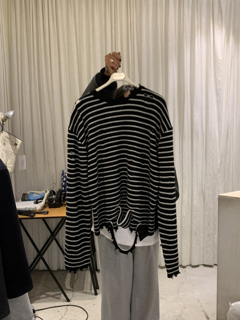 PAPERMOON韓國直郵㊣女士新款熱賣長袖T恤羊毛復古條紋鏤空paper moon長袖T恤圖色1