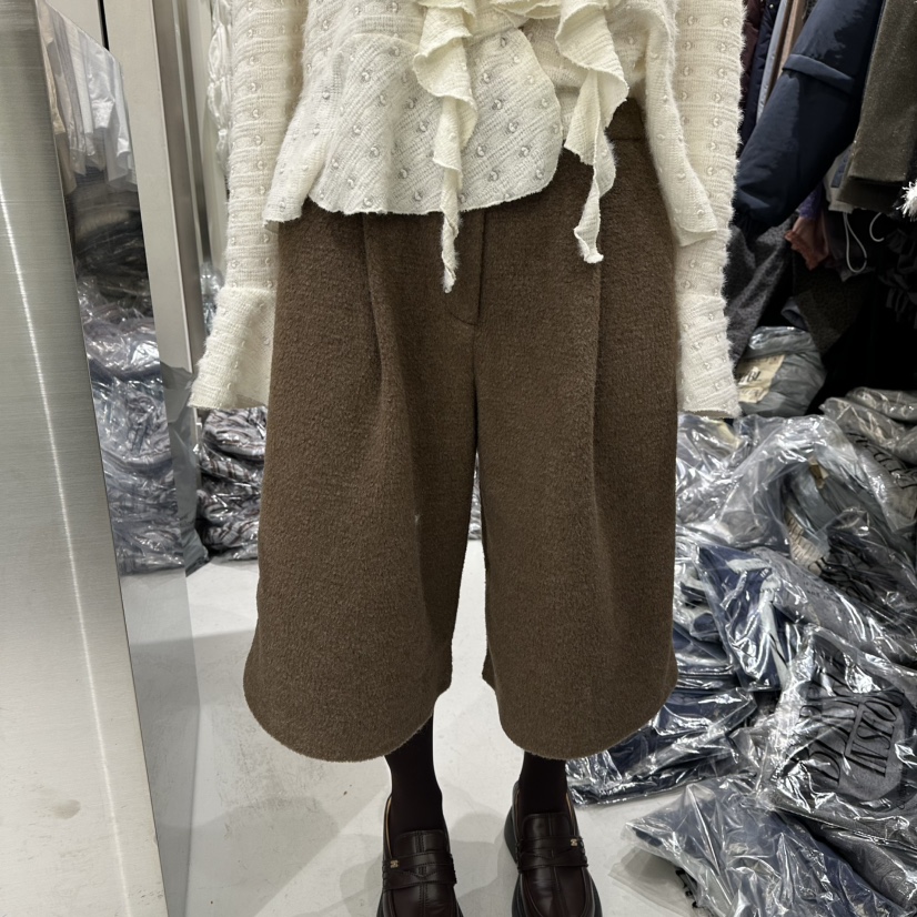 BERTHA東大門㊣代購女裝新品25秋冬時尚熱賣職業人氣短褲羊毛BERTHA短褲圖色2