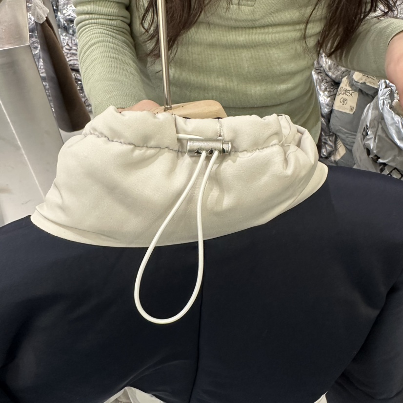 BERTHA東大門㊣直郵女裝新品推薦時尚熱賣休閑人氣短款羽絨服BERTHA短款羽絨服