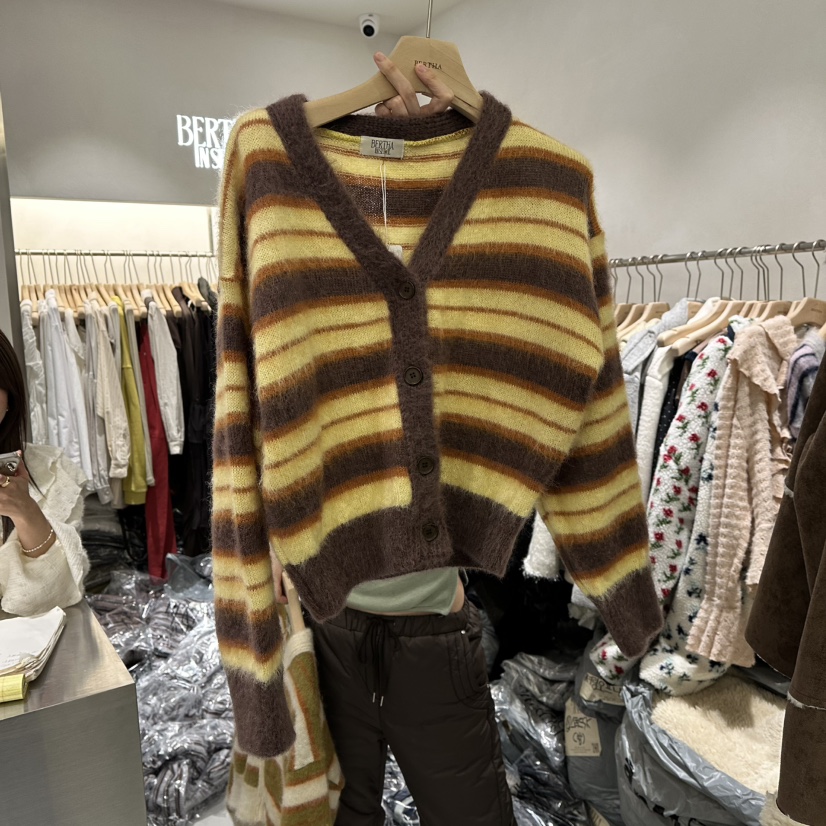 BERTHA東大門㊣代購女裝新品25秋冬時尚真品針織衫馬海毛開衫BERTHA針織衫圖色3