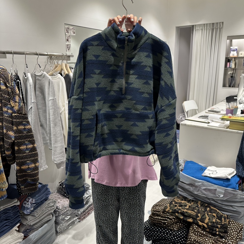 COMBO東大門㊣實拍女裝新款真品休閑職業25秋冬時尚推薦衛衣COM_BO衛衣圖色1