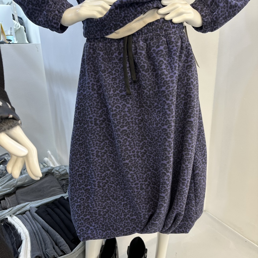 VISUAL SPACE東大門㊣代購女士新款休閑25秋冬時尚長裙加絨VISUAL SPACE長裙圖色1