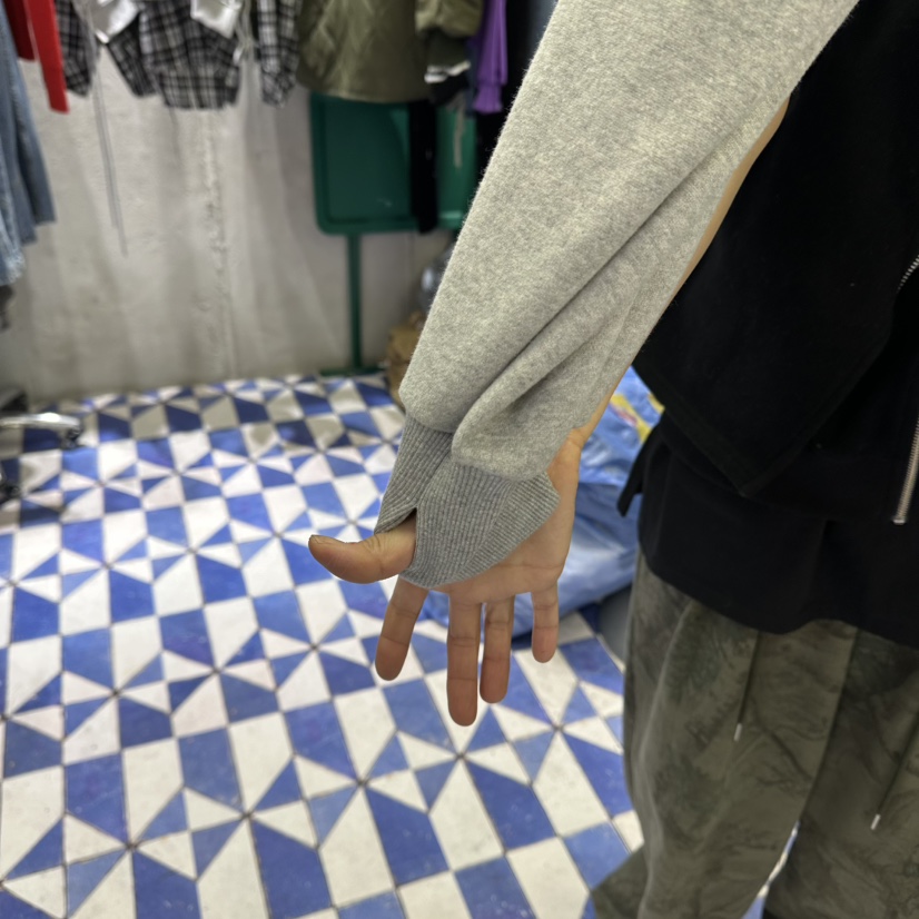 AMOUR東大門㊣直郵女裝新款時尚休閑推薦職業25秋冬衛衣加絨AMOUR衛衣