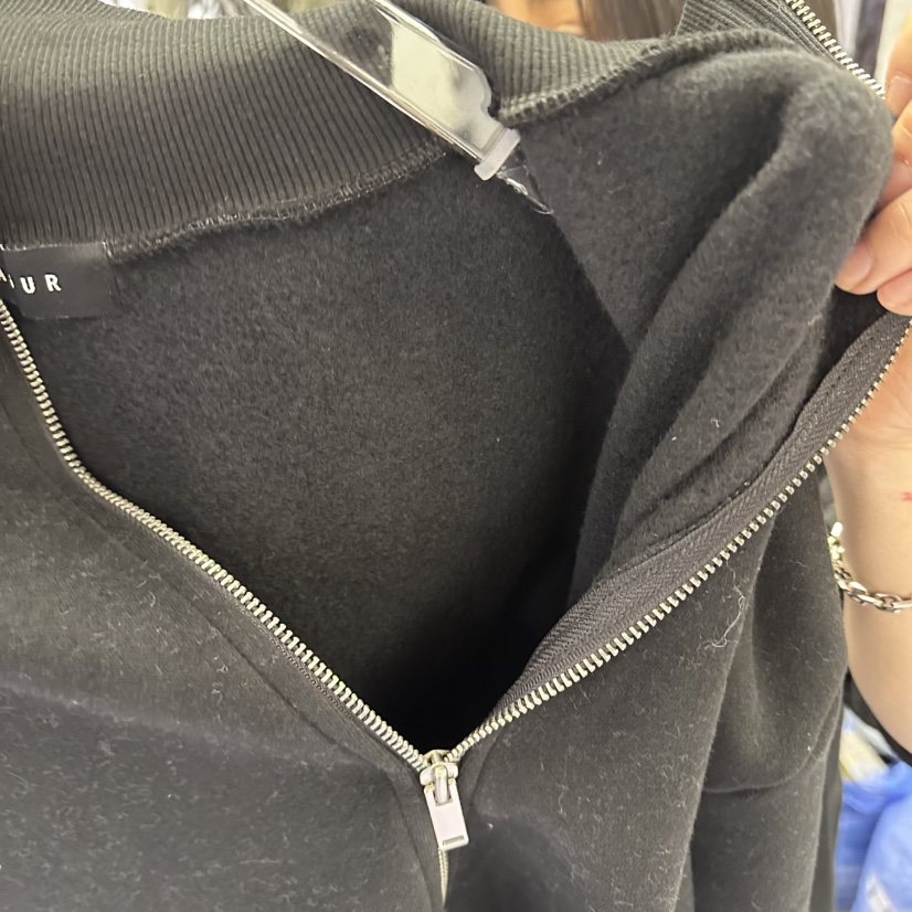 AMOUR東大門㊣直郵女裝新款時尚休閑推薦職業25秋冬衛衣加絨AMOUR衛衣