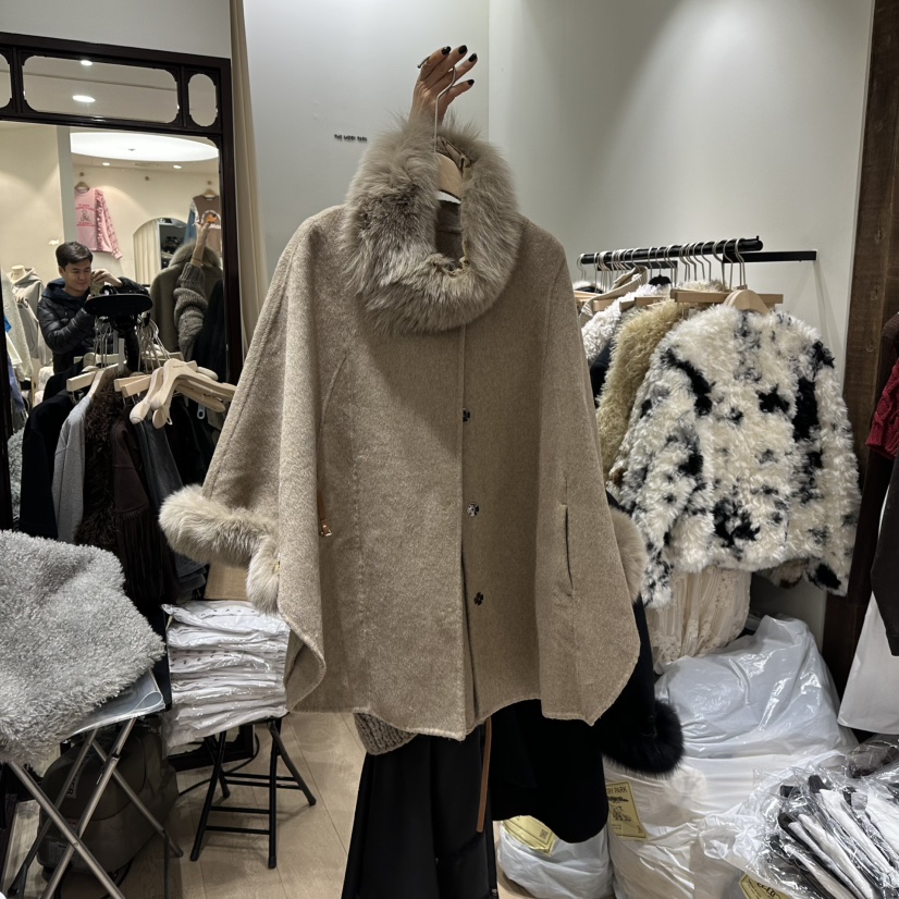 THEMORYPARK韓國直郵㊣女士新品熱賣真品時尚推薦短款大衣浣熊THE MORY PARK短款大衣圖色1