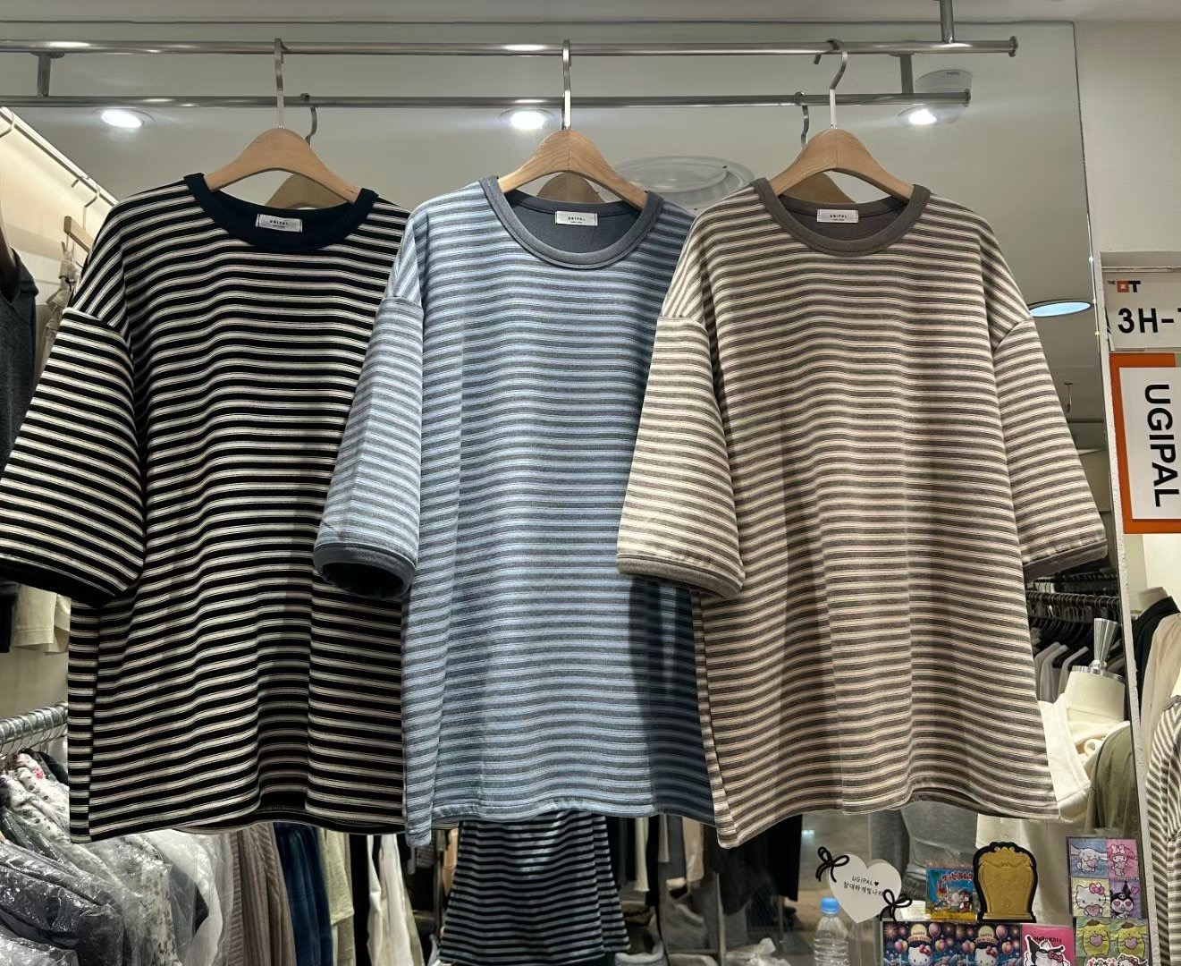 UGIPAL韓國直郵㊣女士新款熱賣職業時尚人氣真品推薦25秋冬T恤UGIPALT恤圖色2左二色