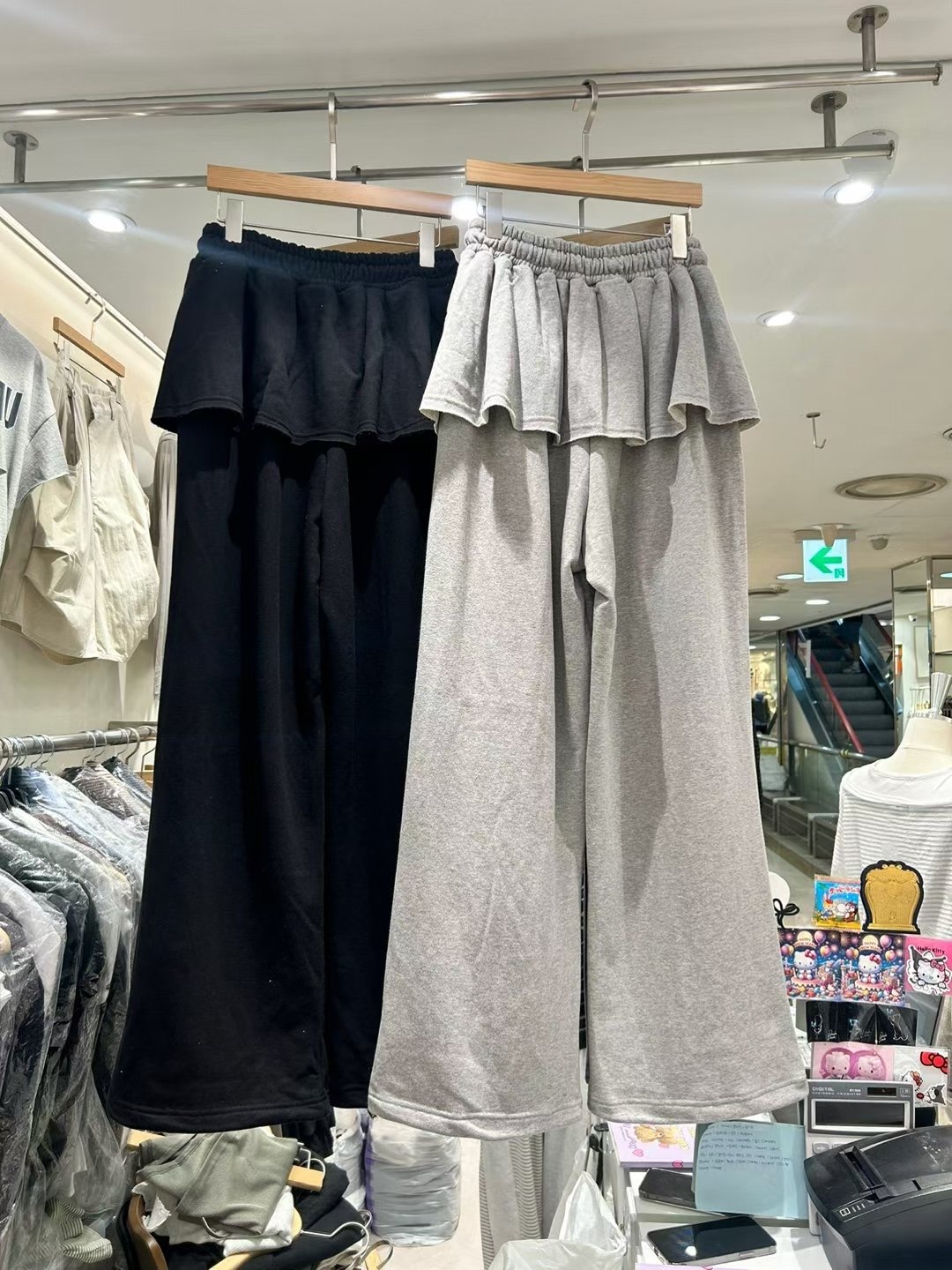 UGIPAL韓國代購㊣女裝新款職業真品休閑熱賣時尚裙褲荷葉邊UGIPAL裙褲