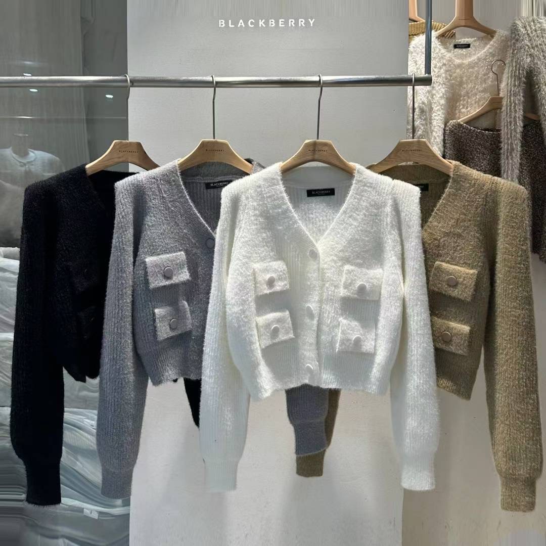BLACKBERRY東大門㊣直郵女士新款25秋冬熱賣職業針織衫口袋BLACKBERRY針織衫