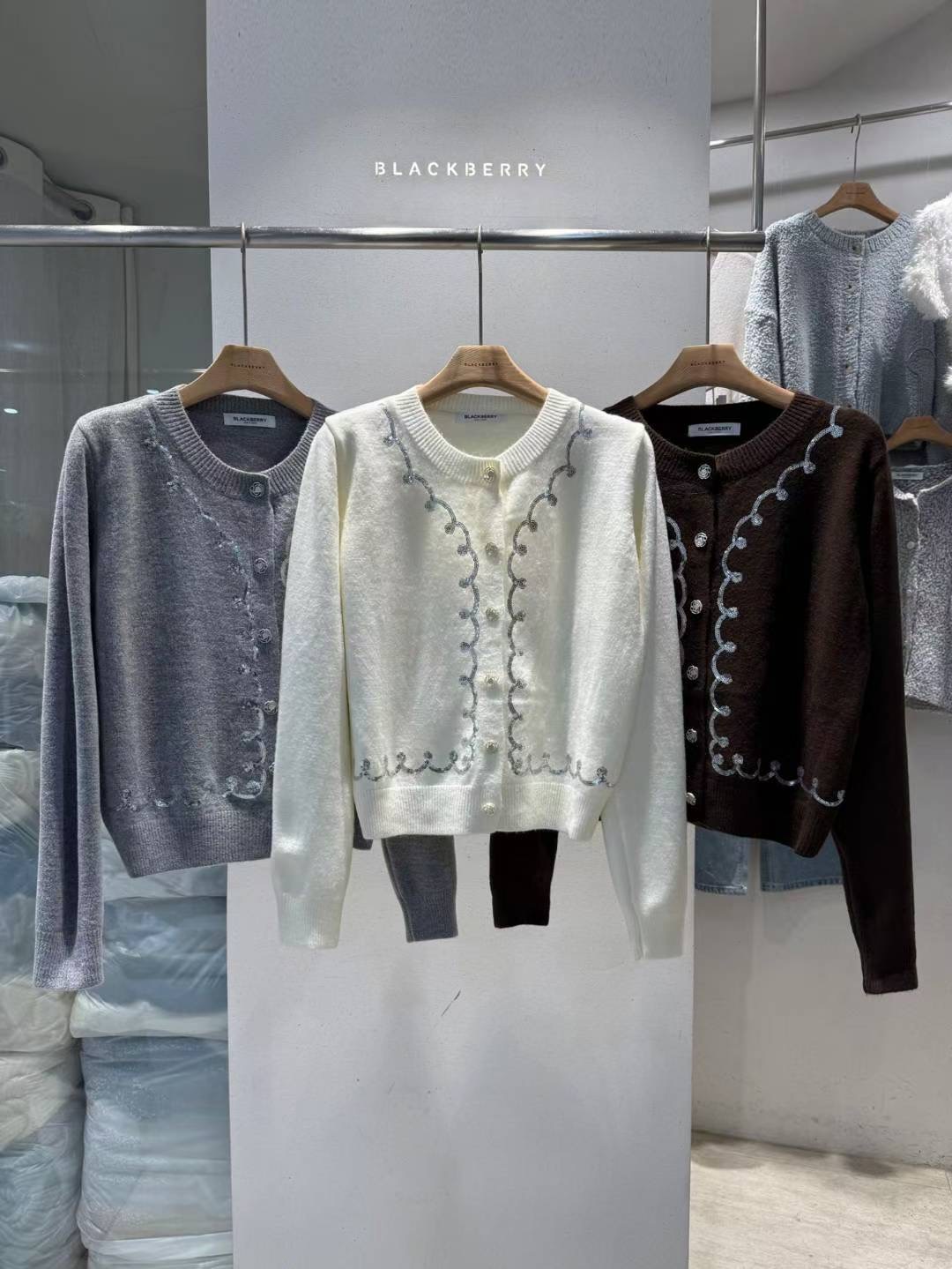 BLACKBERRY東大門㊣直郵女裝新品時尚25秋冬真品人氣針織衫BLACKBERRY針織衫
