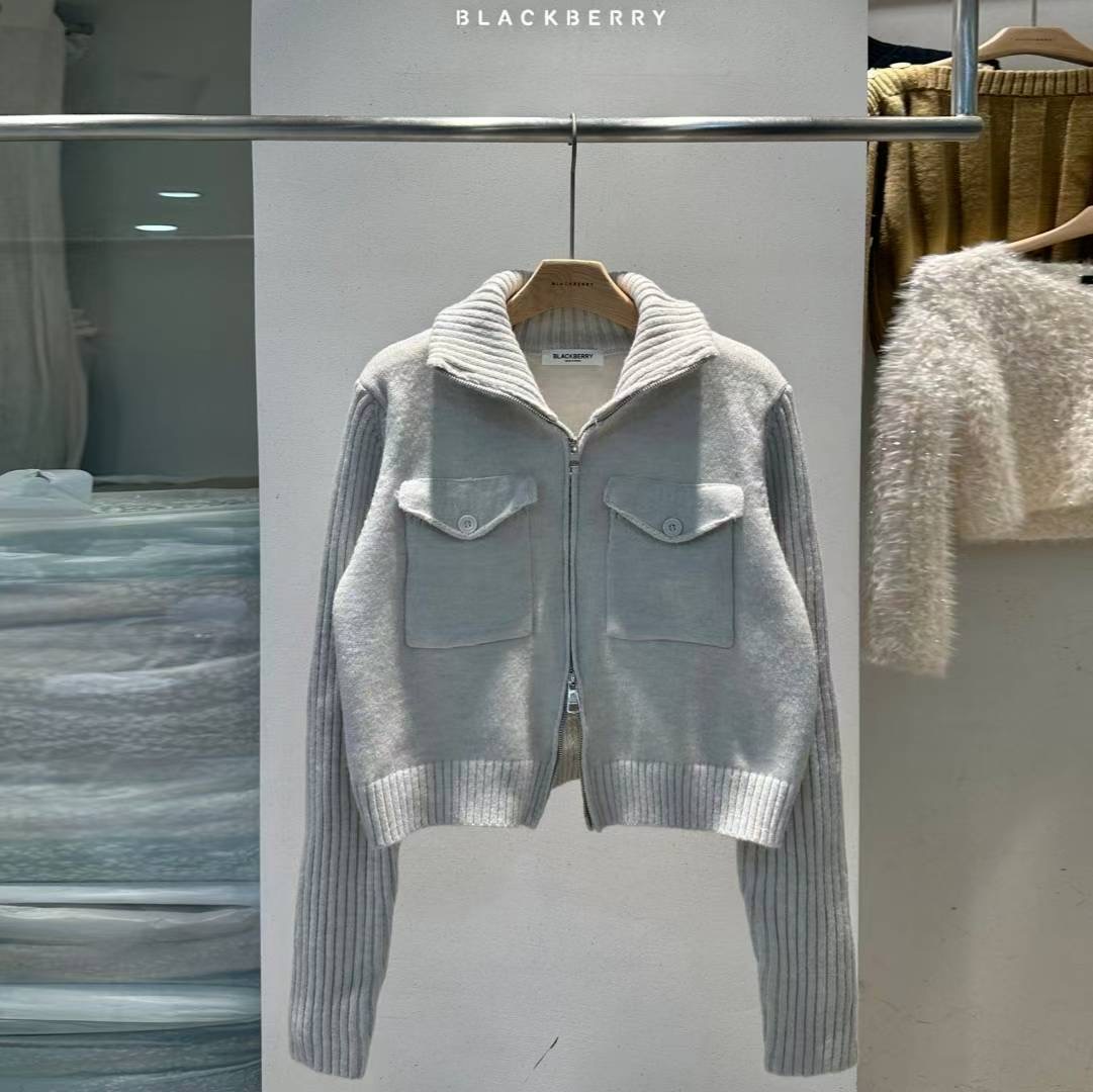 BLACKBERRY東大門㊣直郵女士新款真品25秋冬針織衫口袋拉鏈BLACKBERRY針織衫圖色1
