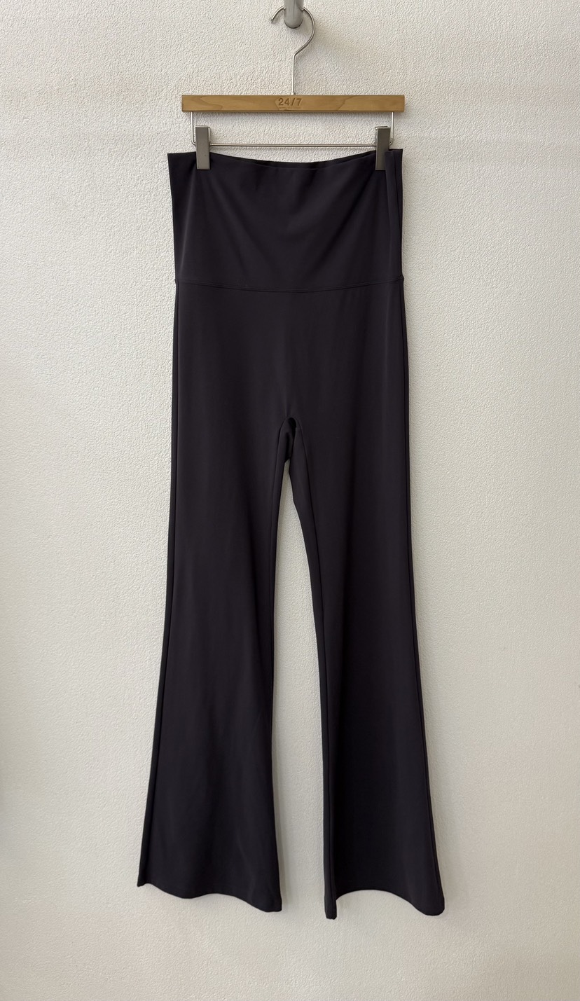 TWENTY FOUR SEVEN24-7東大門㊣實拍女士新品職業休閑褲喇叭TEWNTY FOUR SEVEN24-7休閑褲圖色3墨色