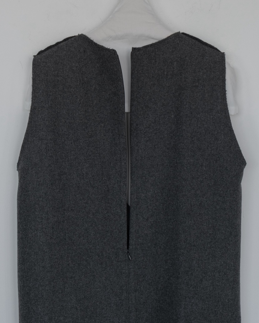 HONG-P東大門㊣實拍女士新款人氣25秋冬時尚連衣裙羊毛衫V領HONG-P連衣裙