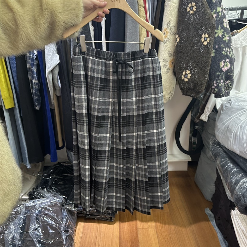 NAVE韓國直郵㊣女裝新品時尚人氣熱賣休閑25秋冬推薦職業長裙NAVE長裙圖色1