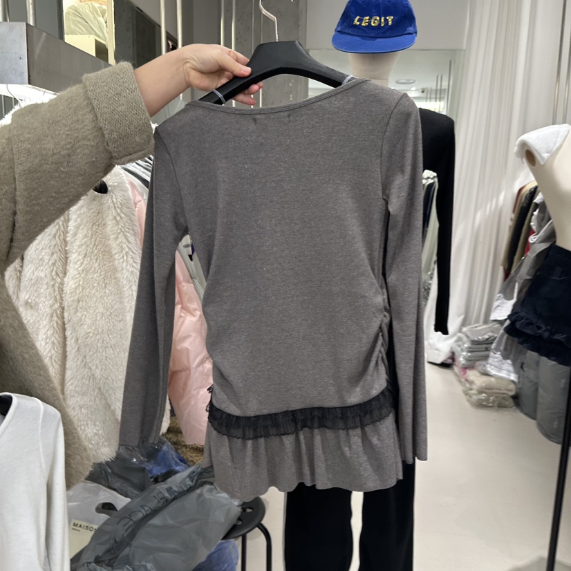 ARTE STUDIO東大門㊣實拍女士新款熱賣25秋冬長袖T恤荷葉邊ARTE STUDIO長袖T恤