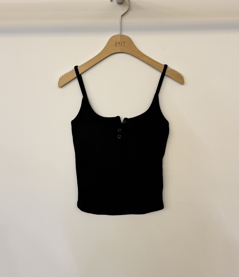 TWENTY FOUR SEVEN24-7韓國代購㊣女裝新品推薦吊帶背心海軍紐扣TEWNTY FOUR SEVEN24-7吊帶/背心圖色5黑色