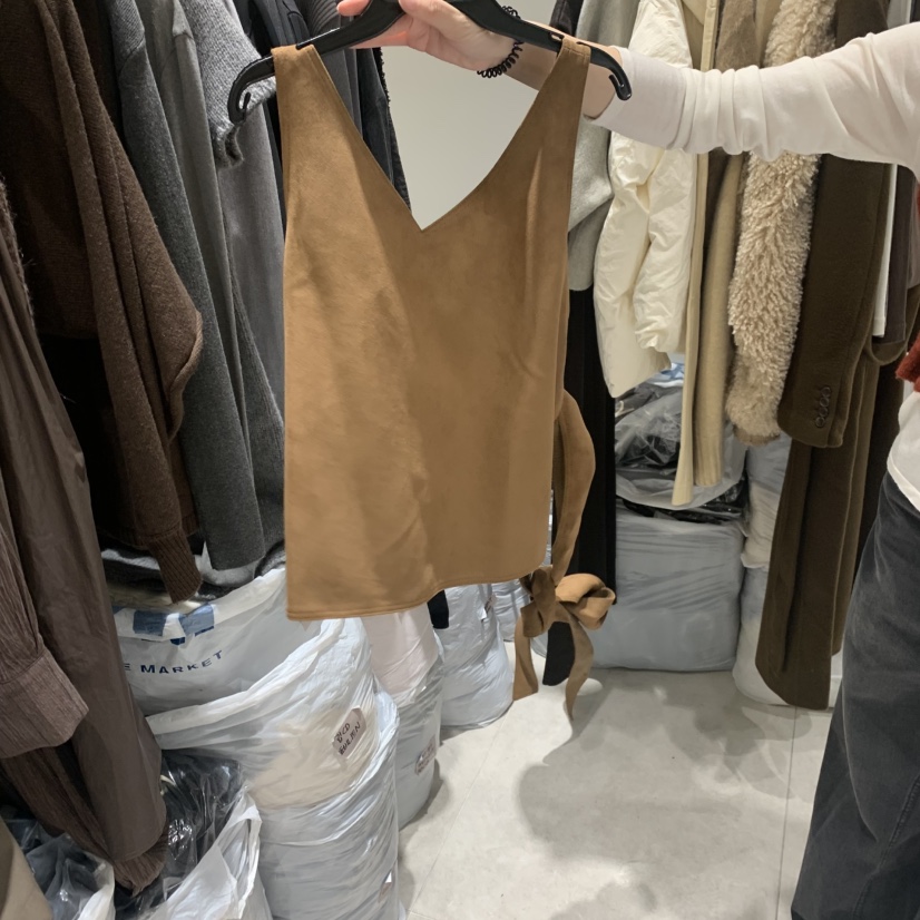 GLOW AND NYMPH東大門㊣代購女裝新品時尚人氣25秋冬吊帶背心GLOW AND NYMPH吊帶/背心