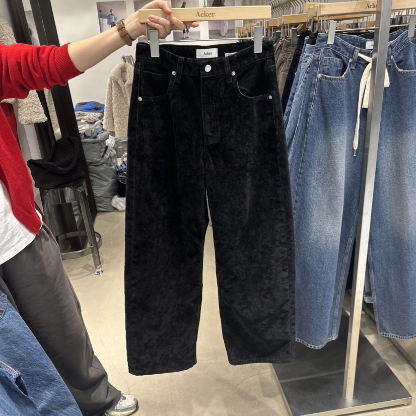 ACKER東大門㊣實拍女士新品時尚熱賣25秋冬推薦牛仔褲天鵝絨ACKER牛仔褲圖色2黑色