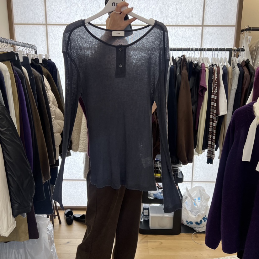 FLAT韓國直郵㊣女士新款職業熱賣推薦時尚休閑25秋冬長袖T恤FLAT長袖T恤圖色1