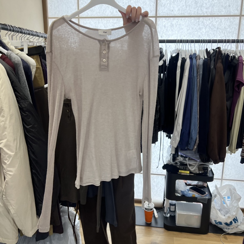 FLAT韓國直郵㊣女士新款職業熱賣推薦時尚休閑25秋冬長袖T恤FLAT長袖T恤圖色3