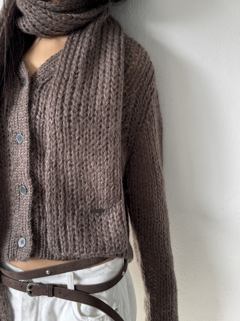 LIMLIMLIM東大門㊣實拍女士新款25秋冬套裝不含內搭含圍巾兩件套馬海毛LIM LIM LIM套裝